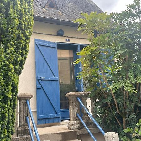Gite Au Coeur De La Ville Ancienne Terrasson Exterior foto
